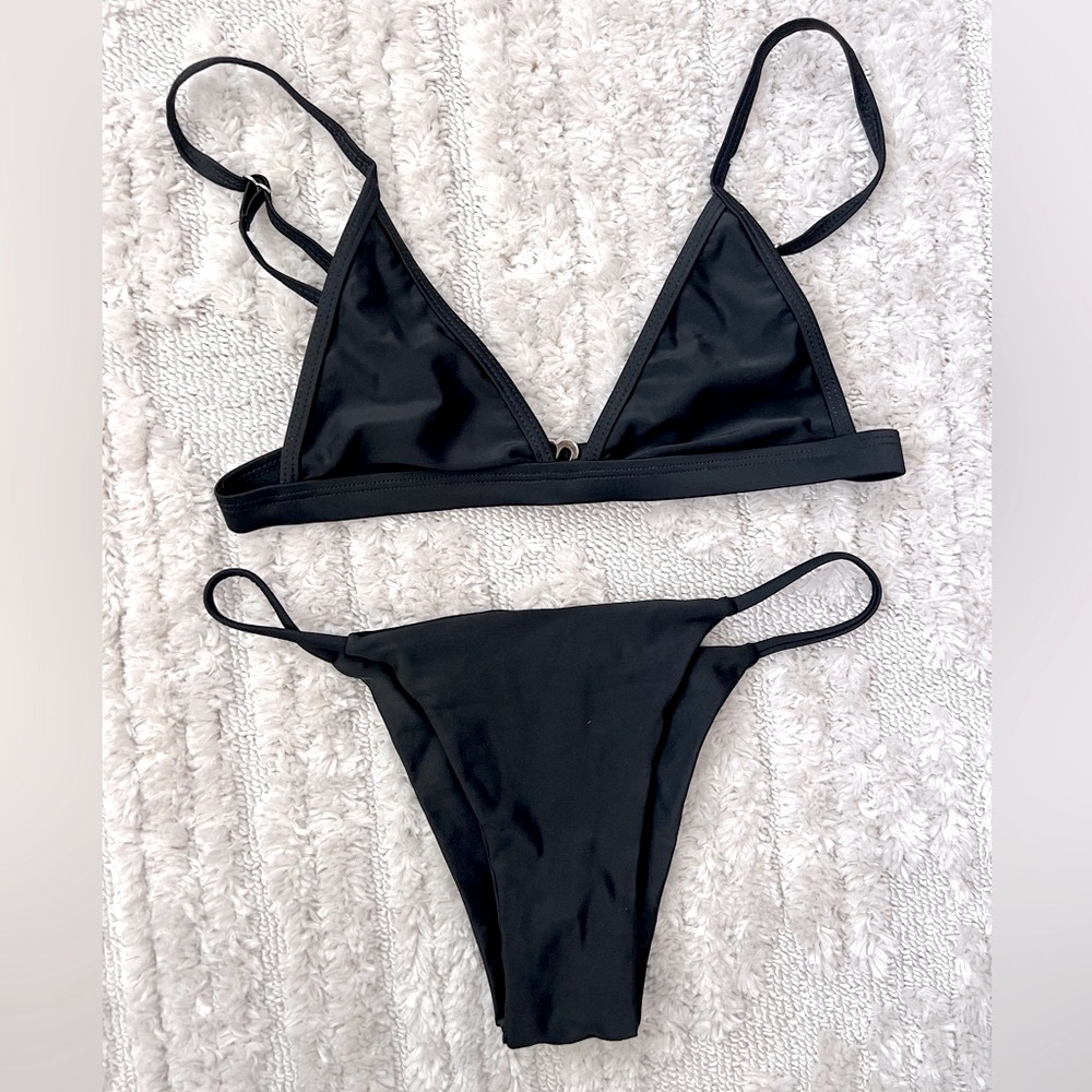Black Bikini